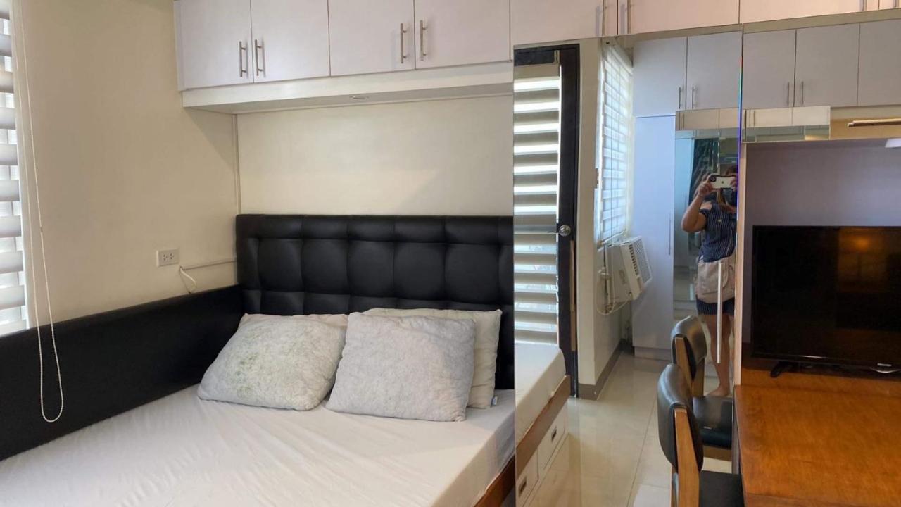 Mabolo Garden Flat A6 With Free Rooftop Pool Cebú Exterior foto