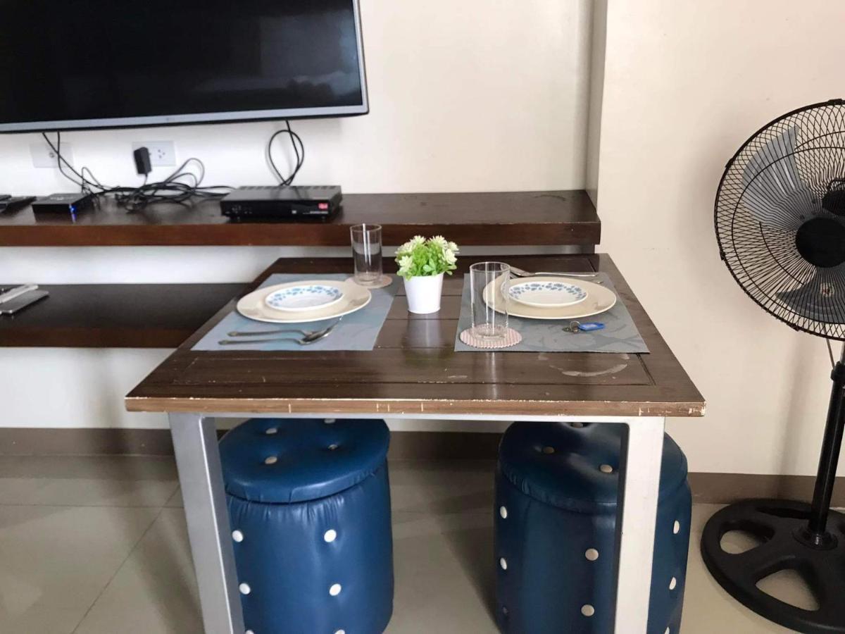 Mabolo Garden Flat A6 With Free Rooftop Pool Cebú Exterior foto