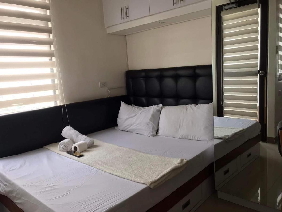Mabolo Garden Flat A6 With Free Rooftop Pool Cebú Exterior foto