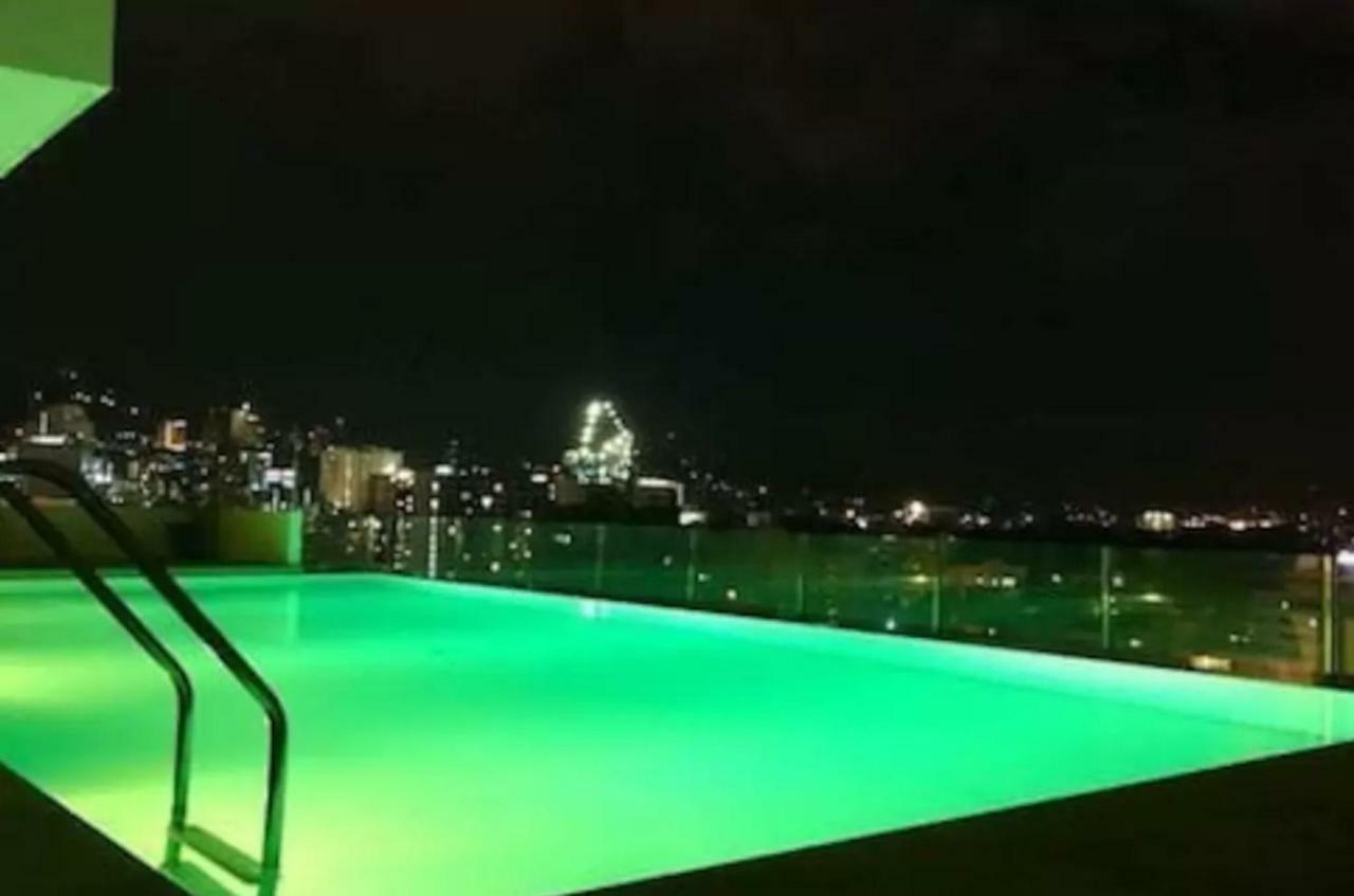 Mabolo Garden Flat A6 With Free Rooftop Pool Cebú Exterior foto